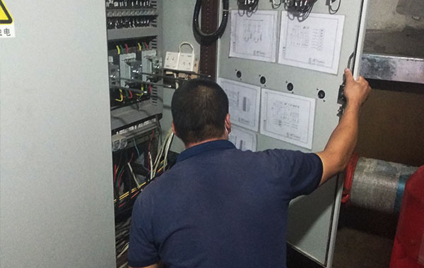 贏信凈水設(shè)備為您量身定制,為您定制個(gè)性化方案